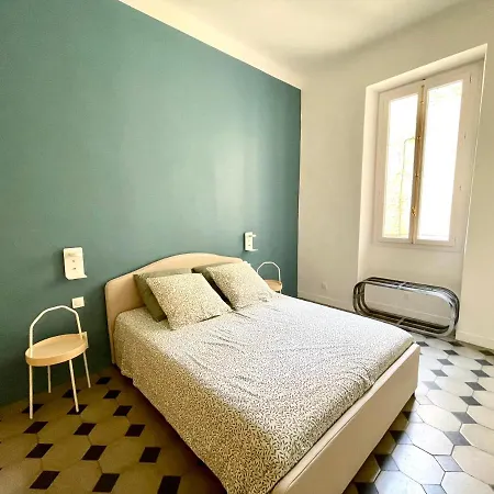 L'haussmann' Nimes, Centre-ville Apartment *