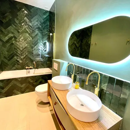 Apartment L'haussmann' Nimes, Centre-ville